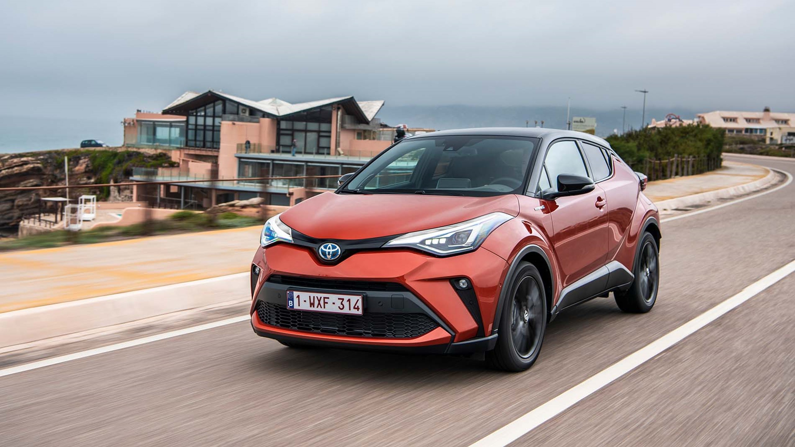 Toyota C HR Galleri 1900X1069 9