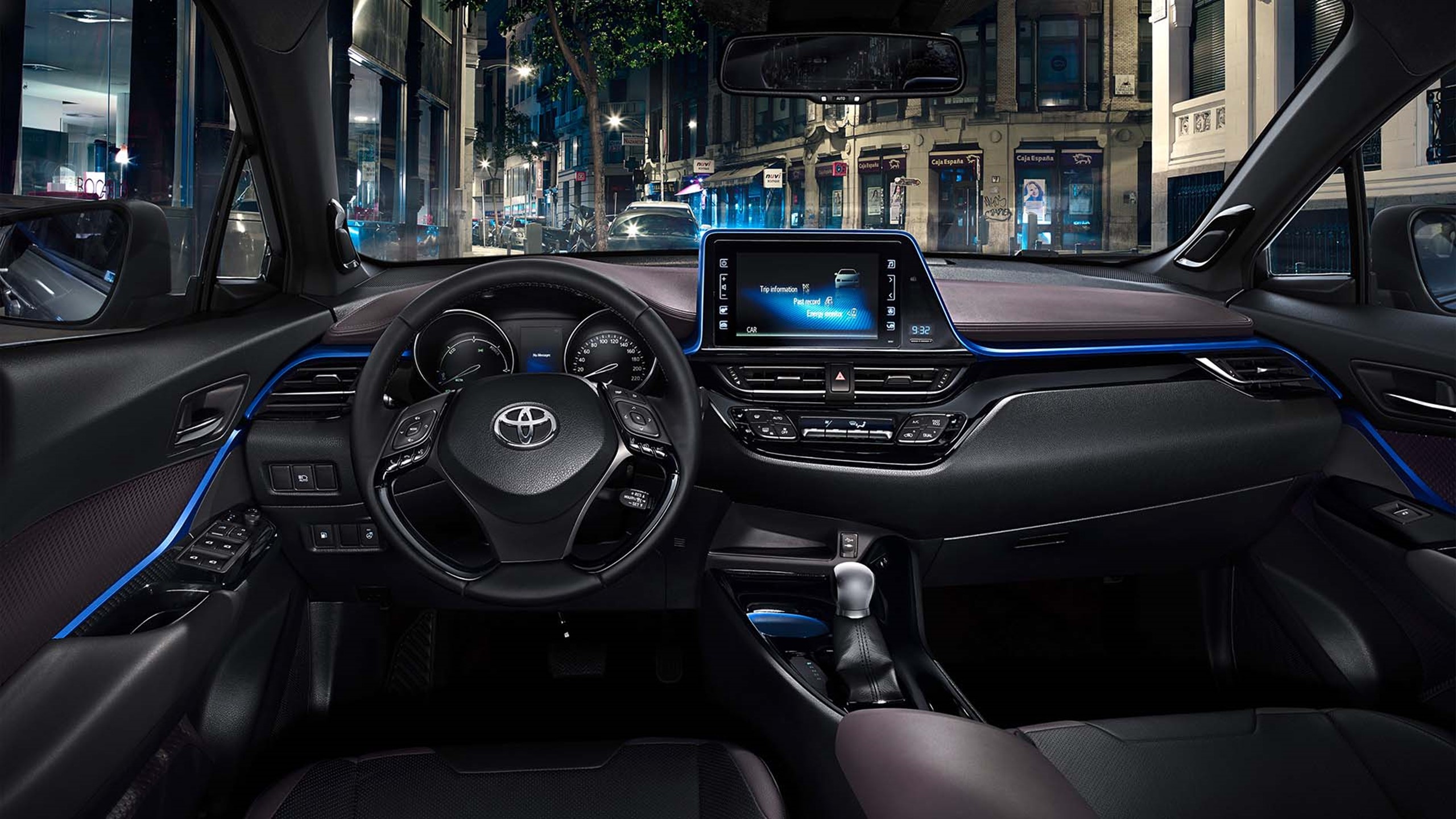 Toyota C HR Galleri 1900X1069 2