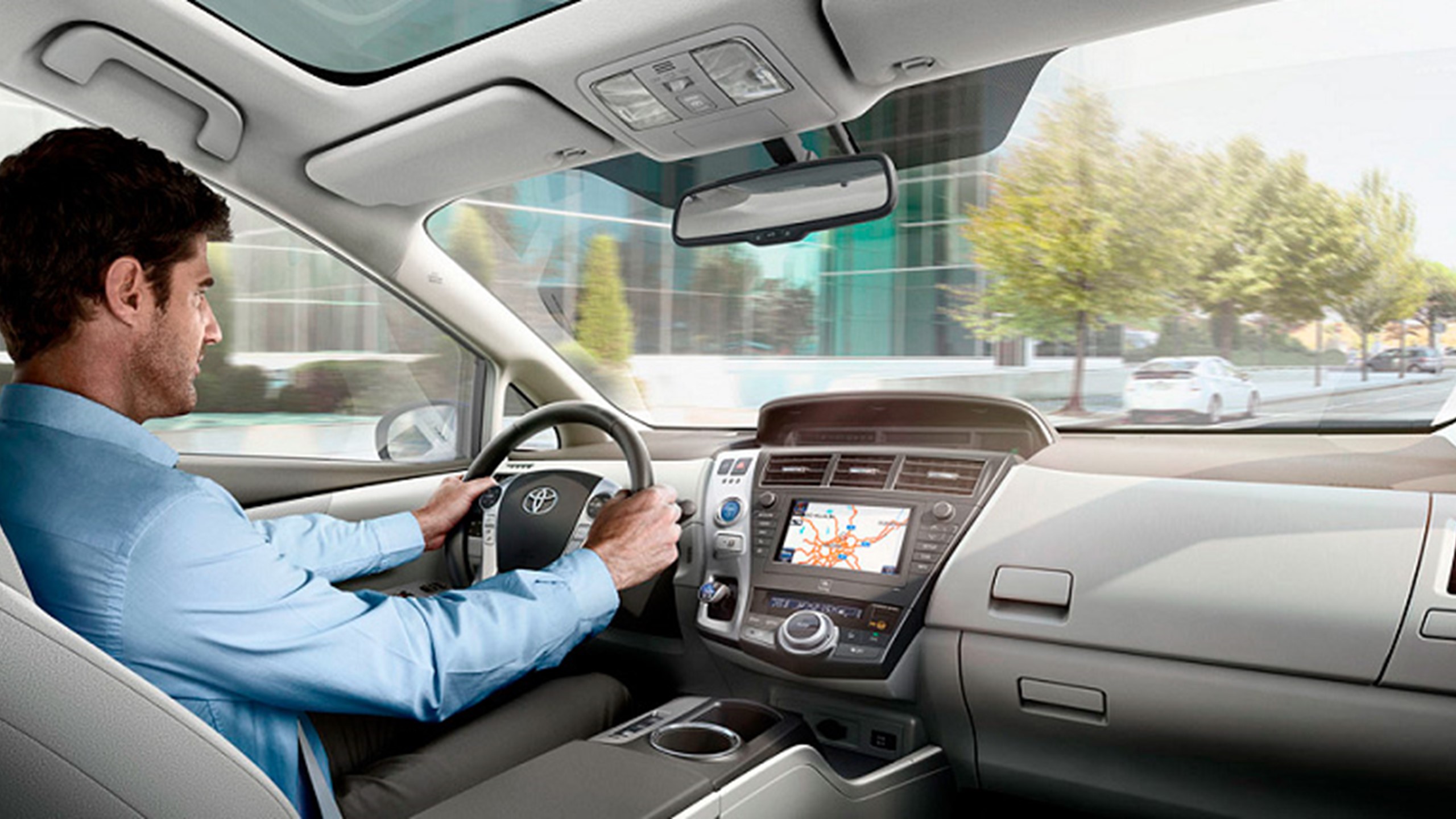 toyota-prius-plus-2012-interioer-848x430.jpg